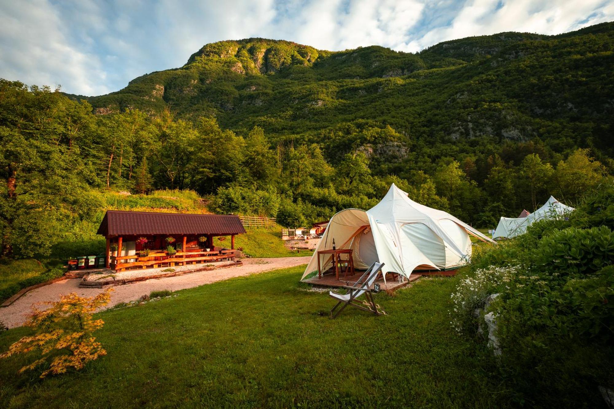 Glamping Gozdna Jasa 호텔 보베츠 외부 사진
